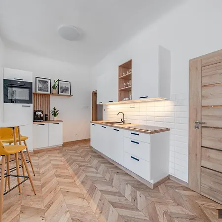 Apartment The Legionnaire Boutique Art&history Old Town Bratislava